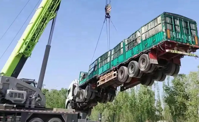 鄂托克前旗道路脱困救援案例